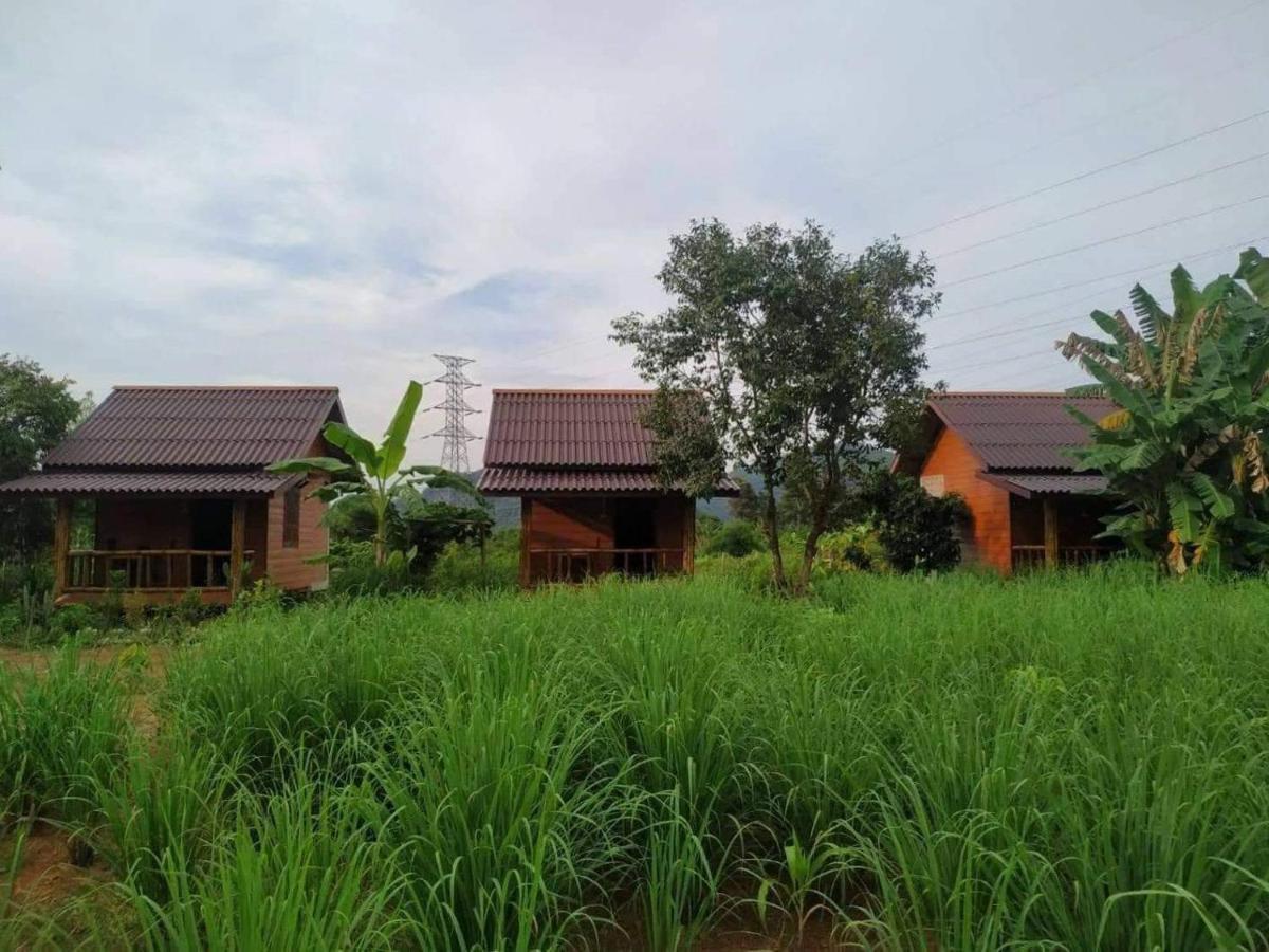 Nana Bungalows Ban Tan Екстер'єр фото